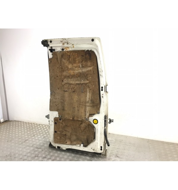 Дверь задняя распашная левая бу для Ford Transit Connect  1.8 TDDi,  2004 г. бу контрактные купить в Спб