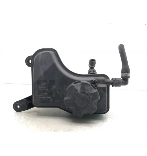 Бачок расширительный бу для BMW 1 E87/E81/E82/E88 2.0 TD,  2009 г. бу контрактные купить в Спб
