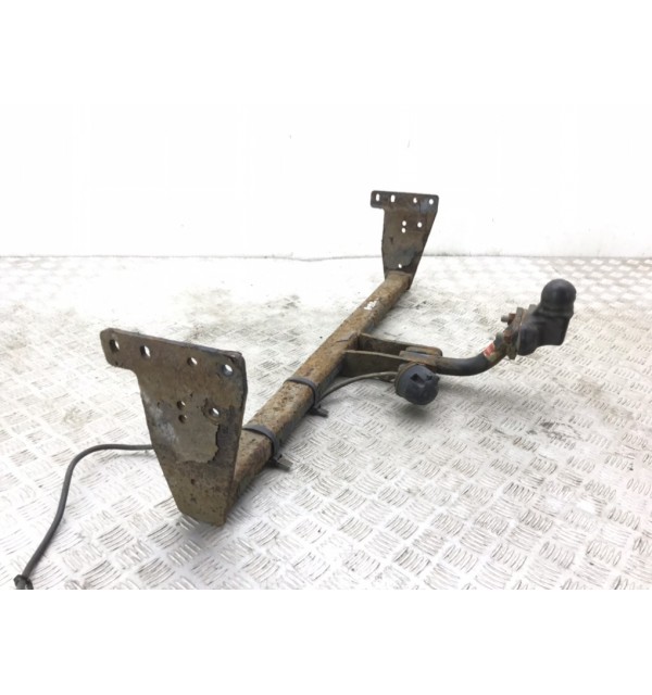 Прицепное устройство (фаркоп) бу для Hyundai i30  1.4 i,  2010 г.