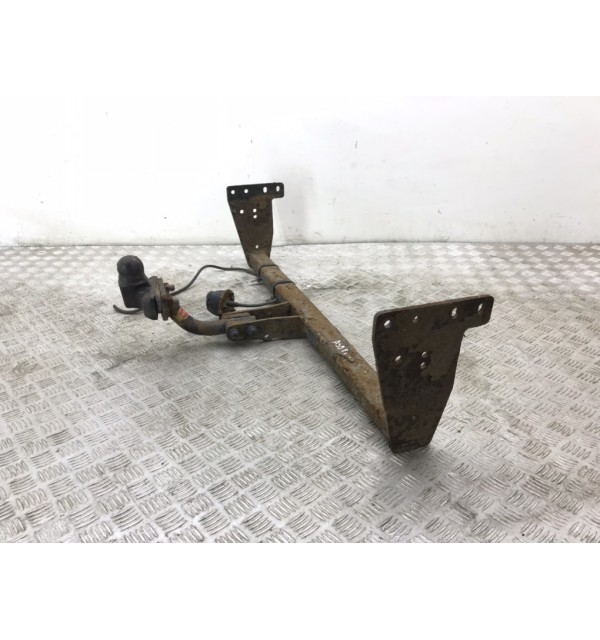 Прицепное устройство (фаркоп) бу для Hyundai i30  1.4 i,  2010 г.
