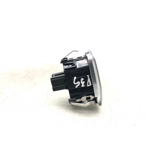Кнопка запуска двигателя бу для BMW 1 F20/F21 2.0 TD,  2011 г. бу контрактные купить в Спб