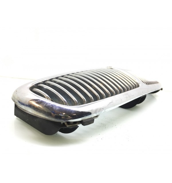 Решетка радиатора бу для Jaguar X-Type  2.2 TDCi,  2007 г. бу контрактные купить в Спб