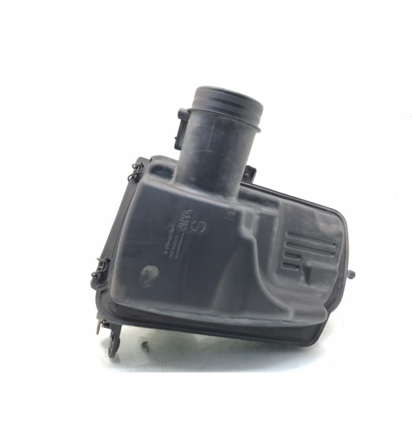 Корпус воздушного фильтра бу для Nissan Qashqai  2.0 DCi,  2007 г. бу контрактные купить в Спб