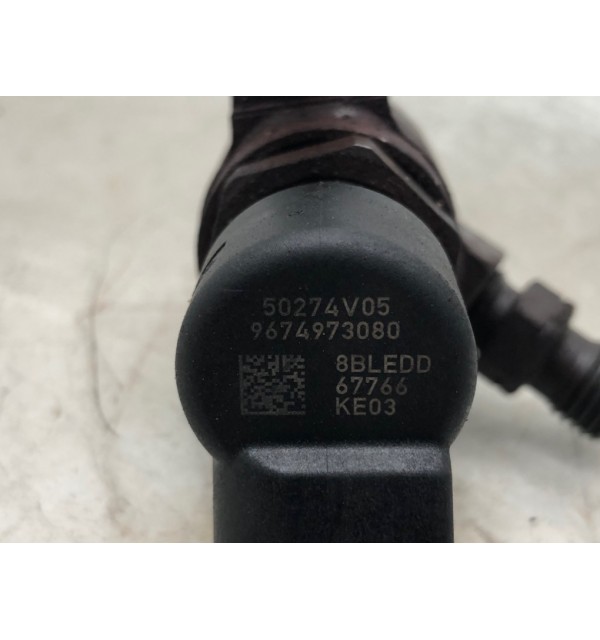 Форсунка бу для Peugeot 5008  1.6 HDi,  2011 г. бу контрактные купить в Спб