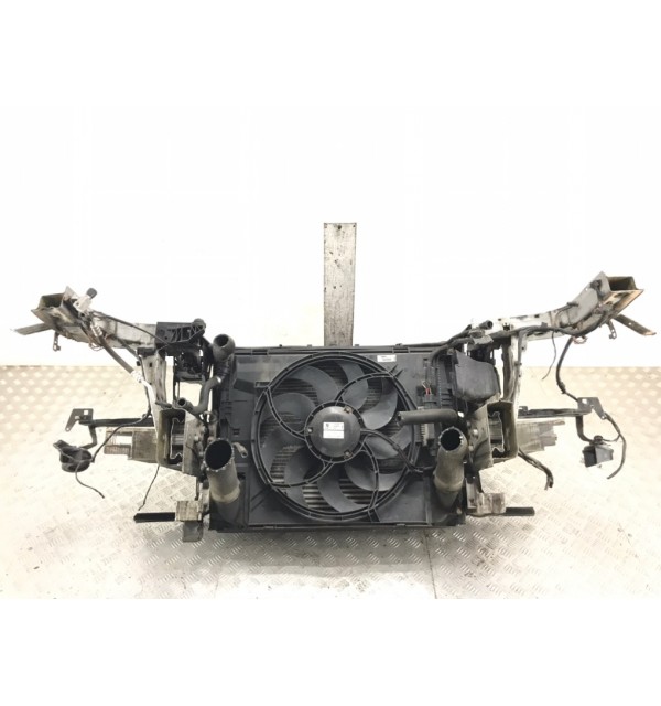 Панель передняя (телевизор) бу для BMW 1 F20/F21 2.0 TD,  2011 г.