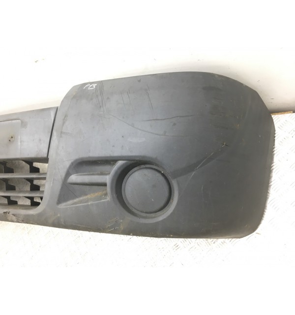 Бампер передний бу для Opel Vivaro  2.0 CDTi,  2007 г. бу контрактные купить в Спб