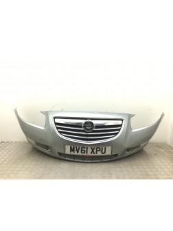 Бампер передний бу для Opel Insignia  1.8 i,  2011 г.
