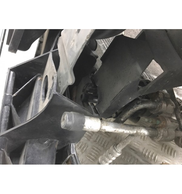 Панель передняя (телевизор) бу для Ford C-Max  1.6 i,  2007 г. бу контрактные купить в Спб
