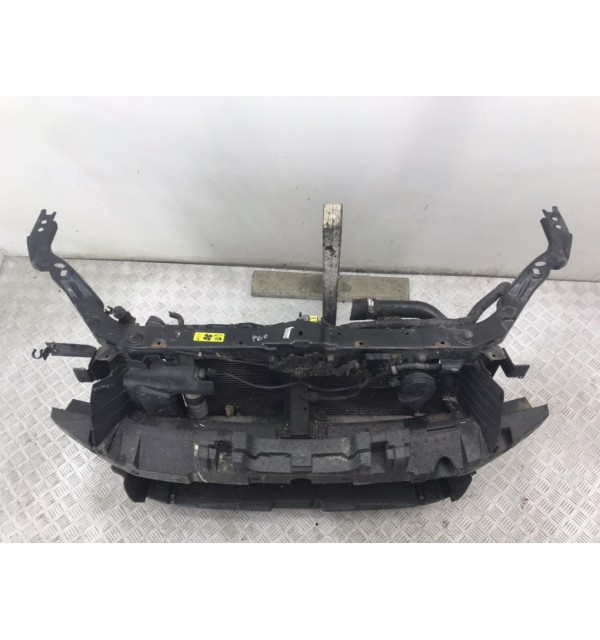 Панель передняя (телевизор) бу для Nissan Qashqai  1.5 DCi,  2009 г. бу контрактные купить в Спб