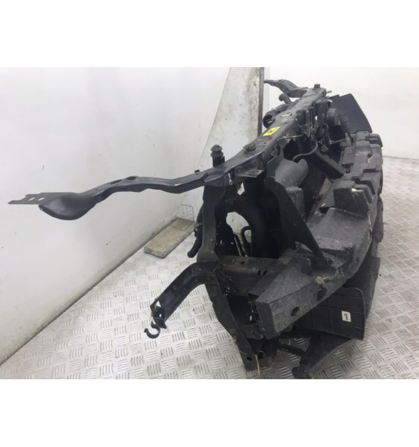 Панель передняя (телевизор) бу для Nissan Qashqai  1.5 DCi,  2009 г. бу контрактные купить в Спб