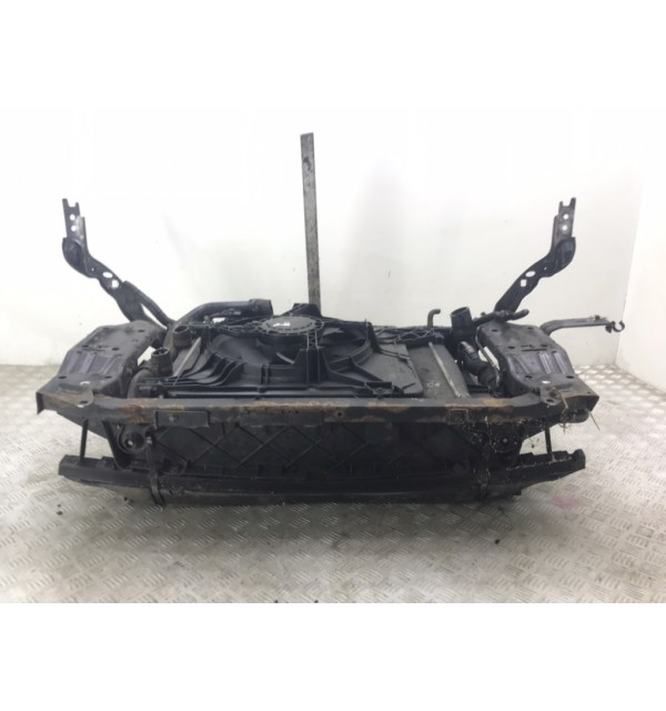 Панель передняя (телевизор) бу для Nissan Qashqai  1.5 DCi,  2009 г. бу контрактные купить в Спб