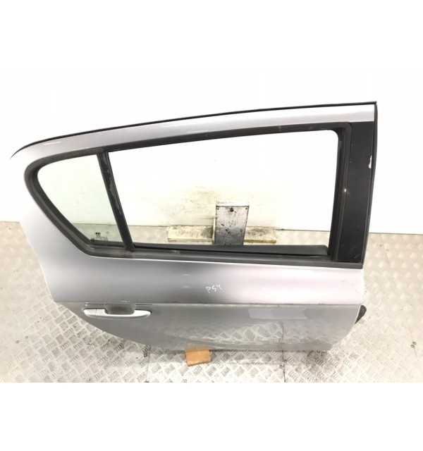 Дверь задняя правая бу для Hyundai i20  1.4,  2009 г. бу контрактные купить в Спб