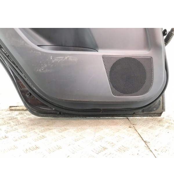 Дверь задняя левая бу для Toyota Auris  2.2 D-CAT,  2007 г. бу контрактные купить в Спб