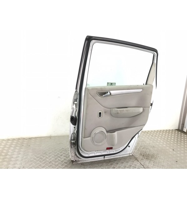 Дверь задняя правая бу для Mercedes B W245 2.0,  2008 г. бу контрактные купить в Спб