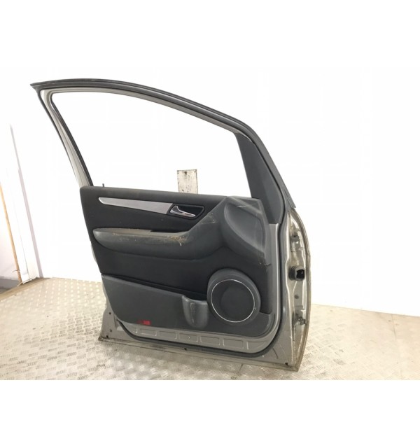 Дверь передняя левая бу для Mercedes B W245 2.0,  2007 г. бу контрактные купить в Спб
