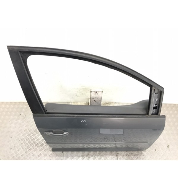 Дверь передняя правая бу для Volkswagen Touran  1.9,  2003 г. бу контрактные купить в Спб