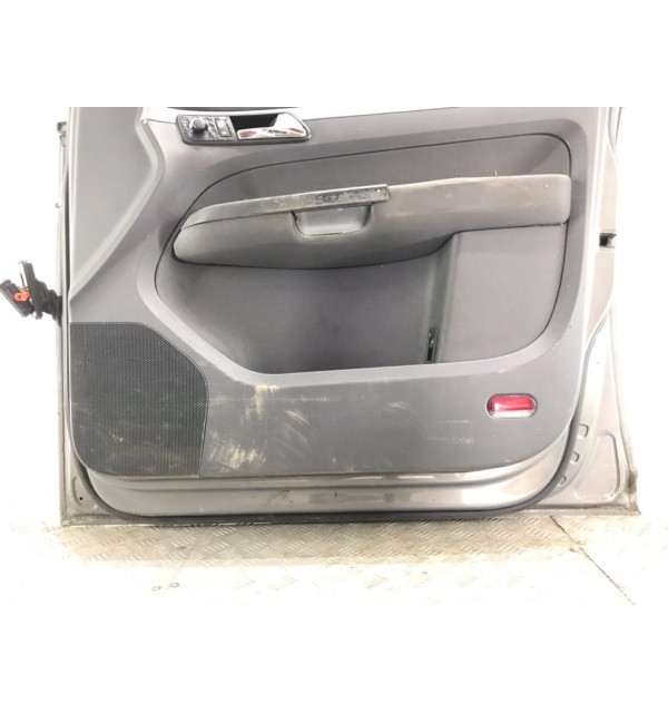 Дверь передняя правая бу для Volkswagen Touran  1.9,  2003 г. бу контрактные купить в Спб