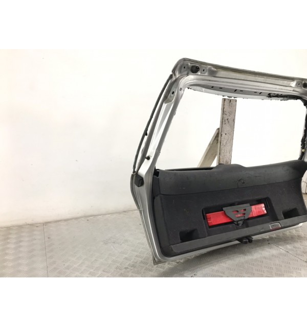 Крышка багажника бу для Audi A4 B6 1.9 TDi,  2002 г.