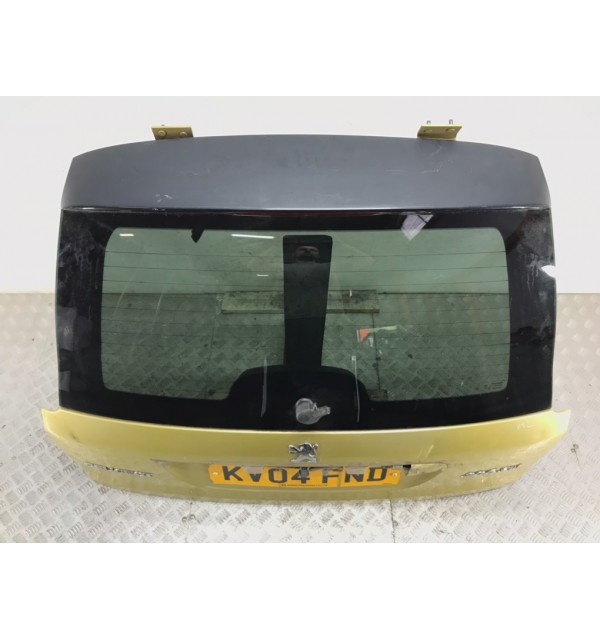 Крышка багажника бу для Peugeot 206  1.4 i,  2004 г. бу контрактные купить в Спб