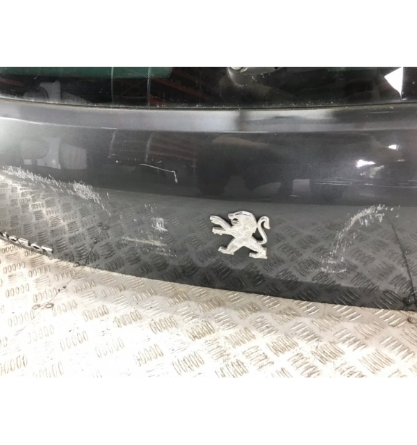 Крышка багажника бу для Peugeot 3008  1.6,  2010 г. бу контрактные купить в Спб