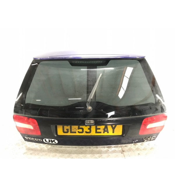 Крышка багажника бу для Volvo V40  2.0 Ti,  2003 г. бу контрактные купить в Спб