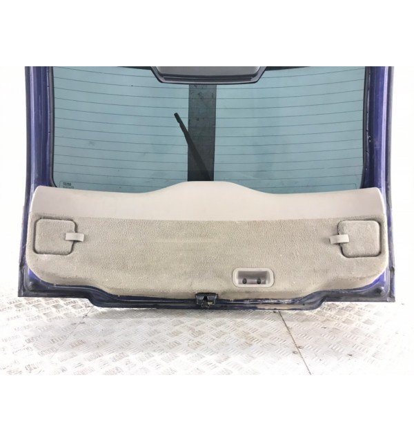 Крышка багажника бу для Volvo V40  2.0 Ti,  2003 г. бу контрактные купить в Спб