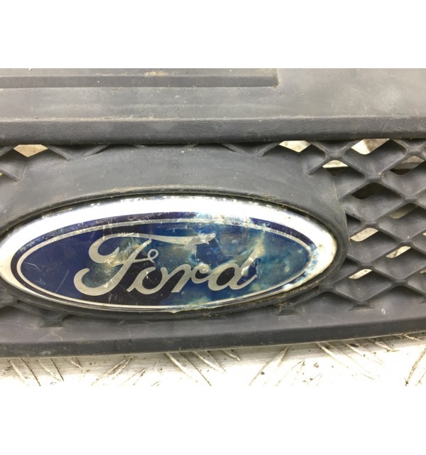 Решетка радиатора бу для Ford Fiesta  1.4 i,  2004 г. бу контрактные купить в Спб