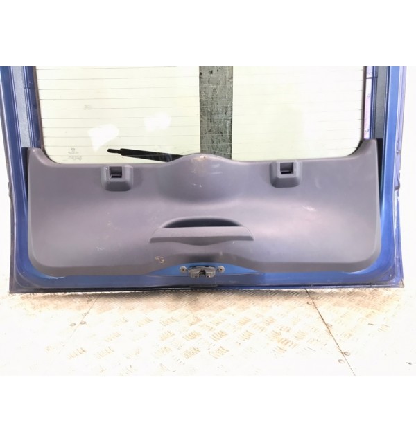 Крышка багажника бу для Peugeot 1007  1.4,  2006 г. бу контрактные купить в Спб