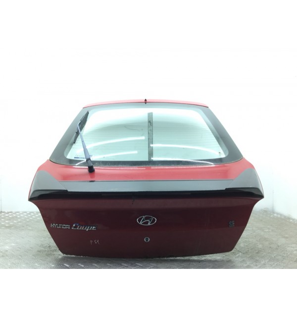 Крышка багажника бу для Hyundai Coupe  2.0i,  2002 г. бу контрактные купить в Спб