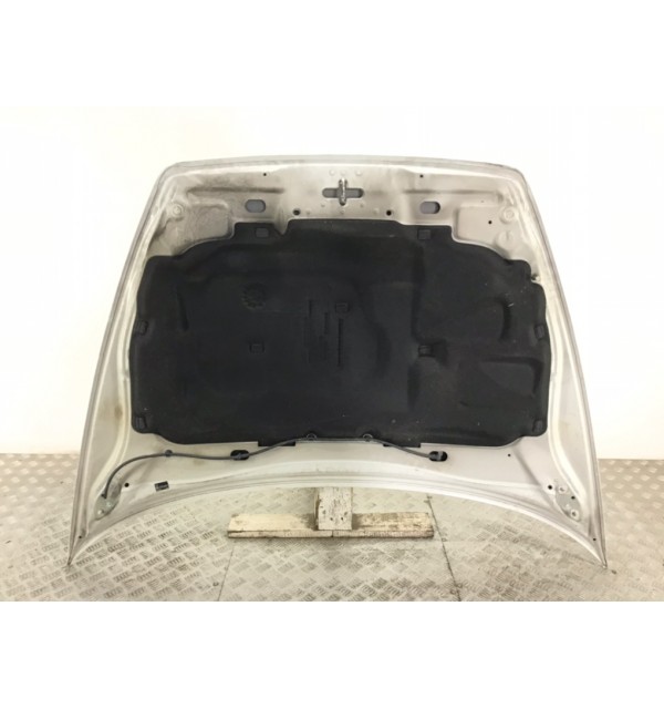 Капот бу для Volvo V50  1.6,  2010 г. бу контрактные купить в Спб