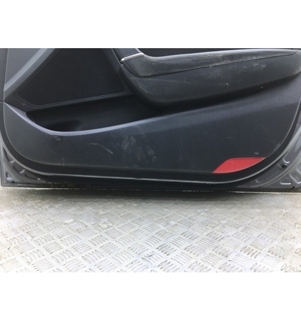 Дверь передняя правая бу для Hyundai i40  1.7 CRDi,  2013 г. бу контрактные купить в Спб