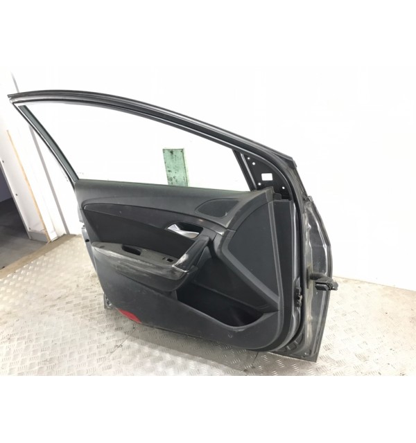 Дверь передняя левая бу для Hyundai i40  1.7 CRDi,  2013 г.