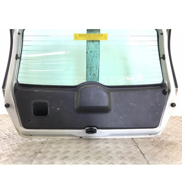 Крышка багажника бу для Renault Clio  1.5 DCi,  2003 г. бу контрактные купить в Спб