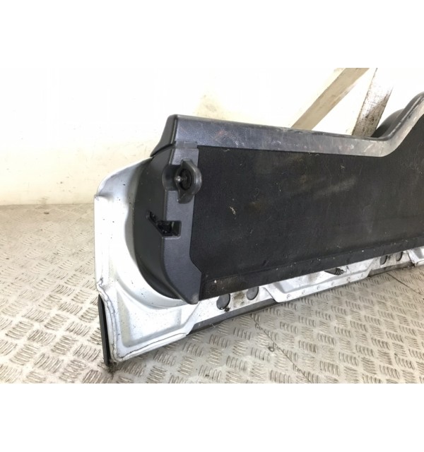 Крышка багажника бу для Land Rover Discovery 3 2.7,  2006 г. бу контрактные купить в Спб