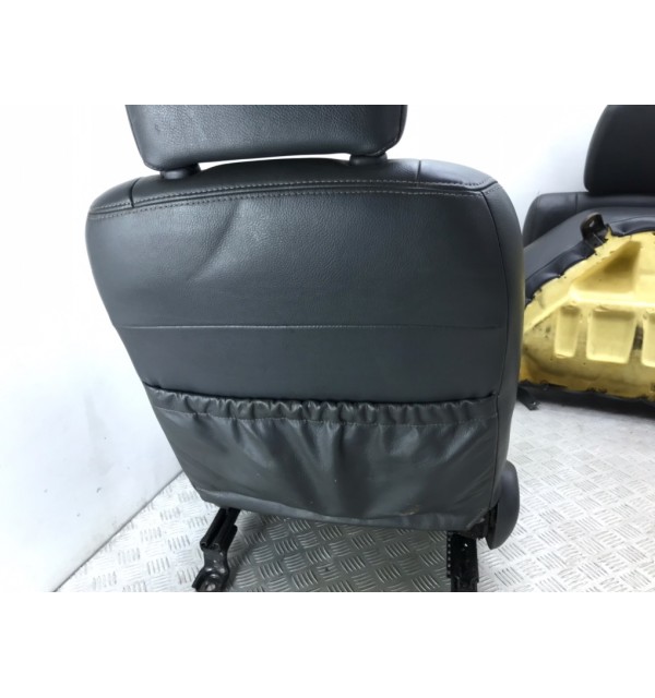 Салон (комплект сидений) бу для Ford Ranger  2.5 TD,  2004 г. бу контрактные купить в Спб
