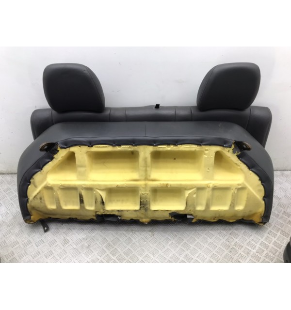 Салон (комплект сидений) бу для Ford Ranger  2.5 TD,  2004 г. бу контрактные купить в Спб