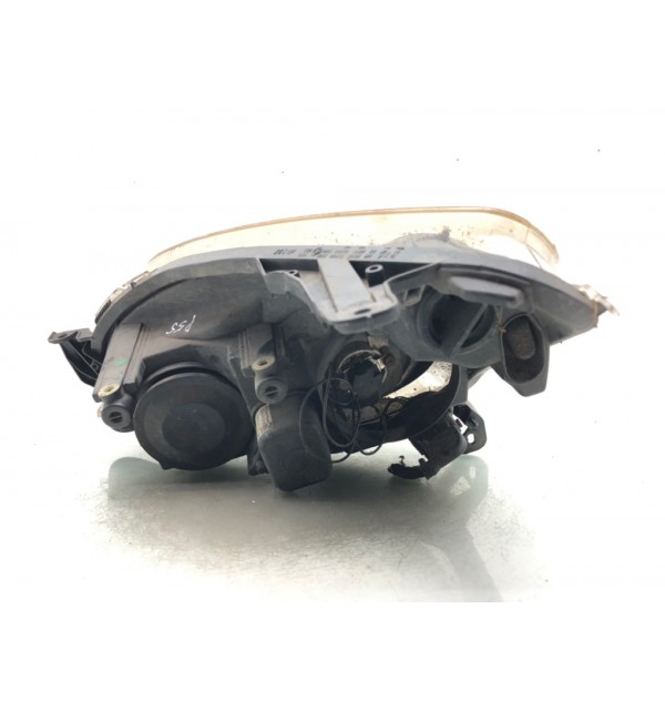 Фара правая бу для Opel Astra H 1.6,  2004 г.