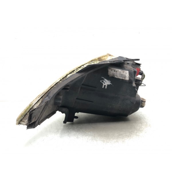 Фара правая бу для Citroen C3  1.4,  2008 г. бу контрактные купить в Спб