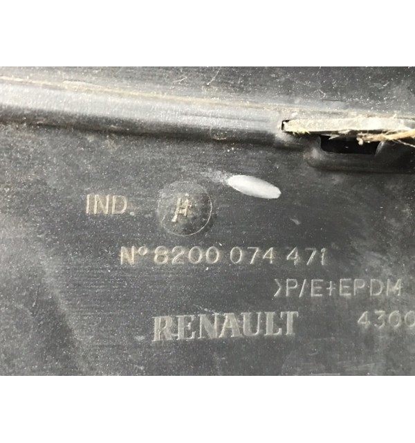 Бампер передний бу для Renault Clio  1.5 DCi,  2003 г. бу контрактные купить в Спб