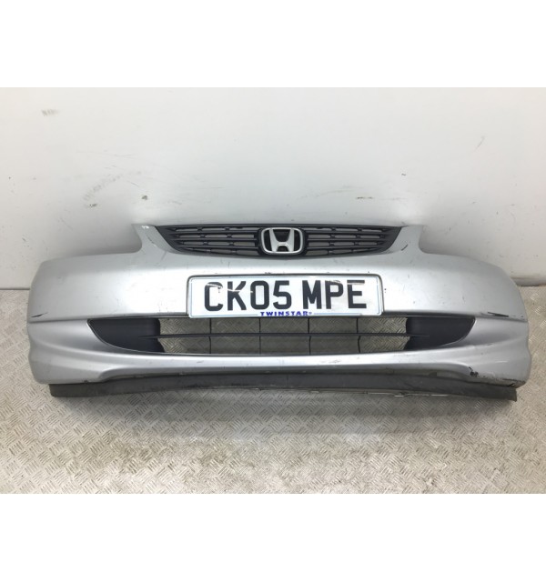 Бампер передний бу для Honda Civic  1.4i,  2005 г. бу контрактные купить в Спб