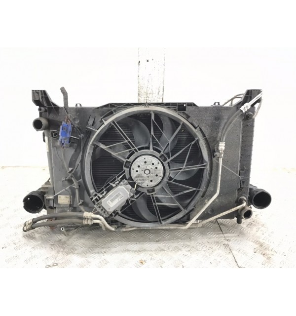 Кассета радиаторов бу для Mercedes B W245 2.0,  2008 г. бу контрактные купить в Спб