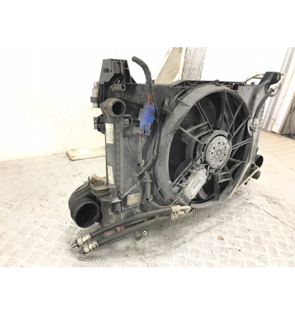 Кассета радиаторов бу для Mercedes B W245 2.0,  2008 г. бу контрактные купить в Спб