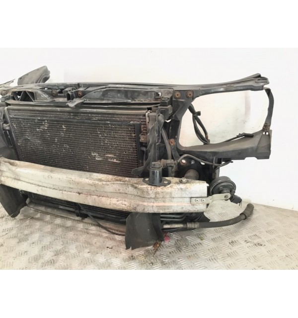 Панель передняя (телевизор) бу для Audi A4 B7 2.0 TDi,  2007 г. бу контрактные купить в Спб