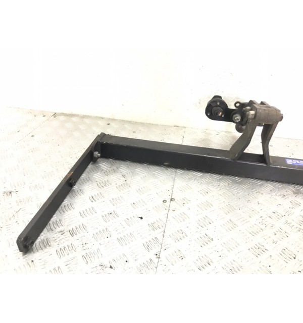 Прицепное устройство (фаркоп) бу для Volkswagen Touran  1.9,  2003 г. бу контрактные купить в Спб