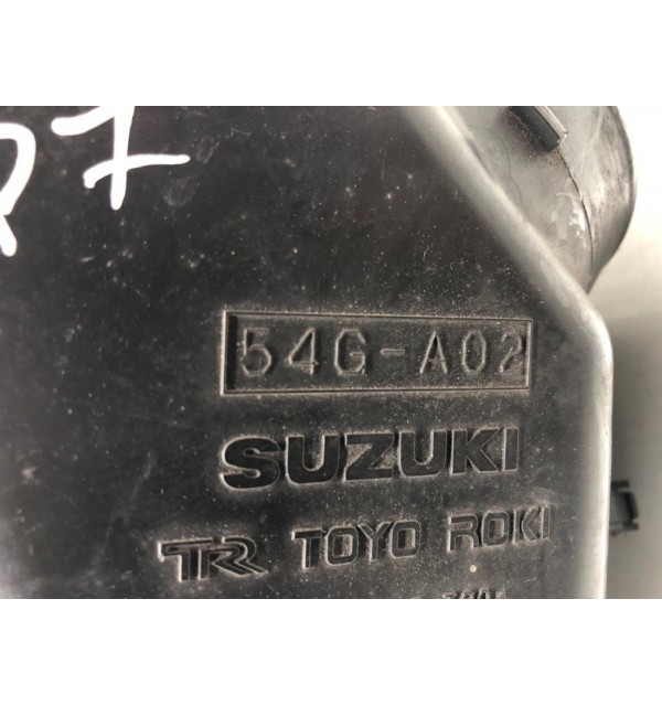 Корпус воздушного фильтра бу для Suzuki Liana  1.6 i,  2003 г. бу контрактные купить в Спб