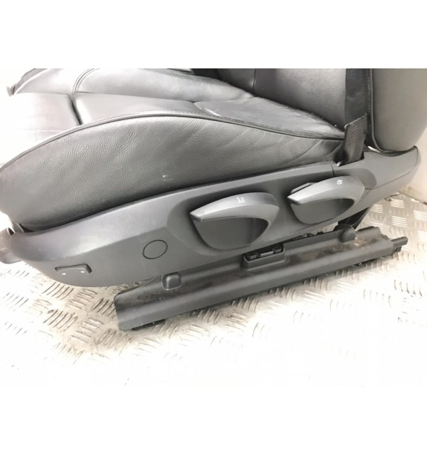 Салон (комплект сидений) бу для BMW 1 E87/E81/E82/E88 2.0 TD,  2006 г.