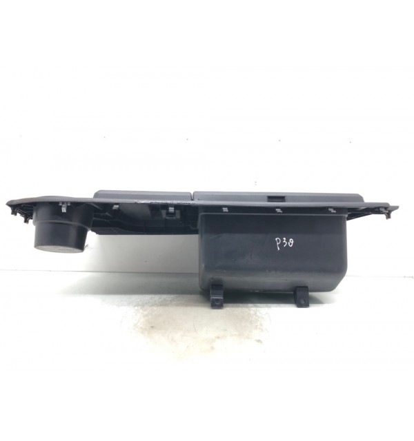 Бардачок бу для Land Rover Discovery 3 2.7,  2006 г. бу контрактные купить в Спб