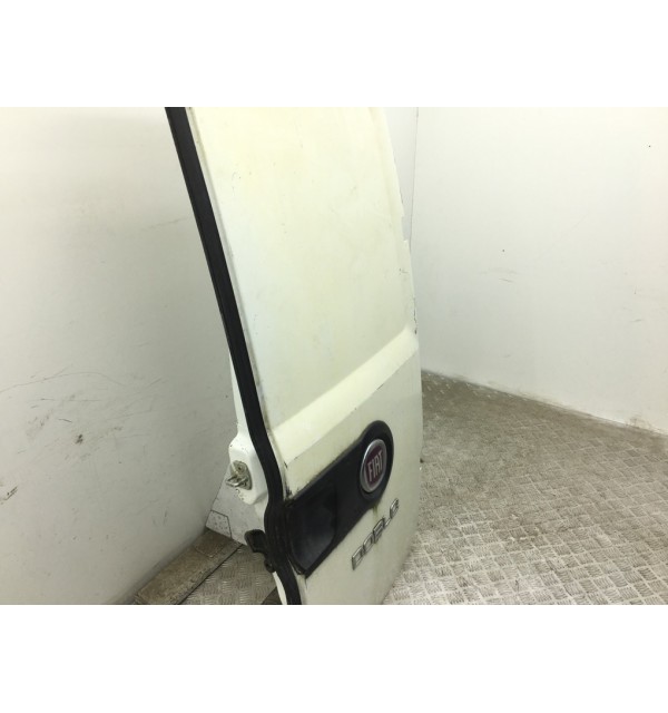 Дверь задняя распашная правая бу для Fiat Doblo  1.3 JTD,  2012 г. бу контрактные купить в Спб