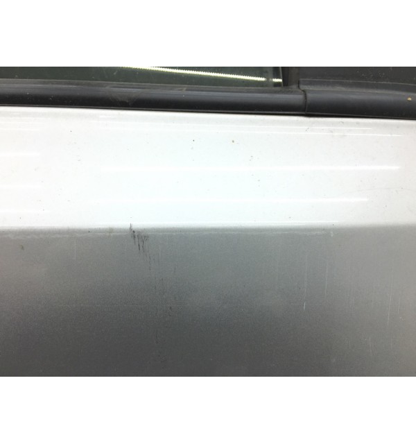 Дверь сдвижная левая бу для Kia Carnival  2.9 CRDi,  2007 г. бу контрактные купить в Спб