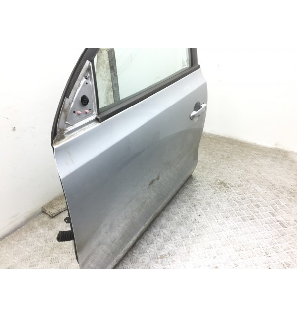 Дверь передняя левая бу для Hyundai i30  1.4 i,  2009 г. бу контрактные купить в Спб